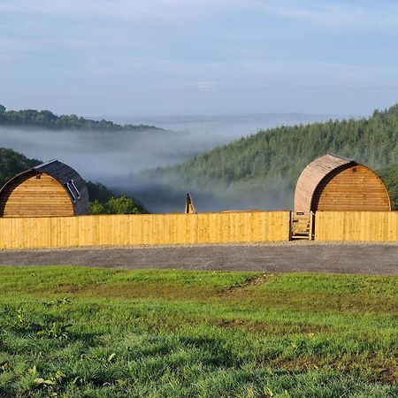 Rivendell Farm By Wigwam Holidays Carmarthen Exterior photo