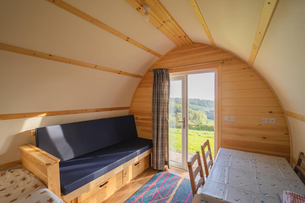Rivendell Farm By Wigwam Holidays Carmarthen Exterior photo