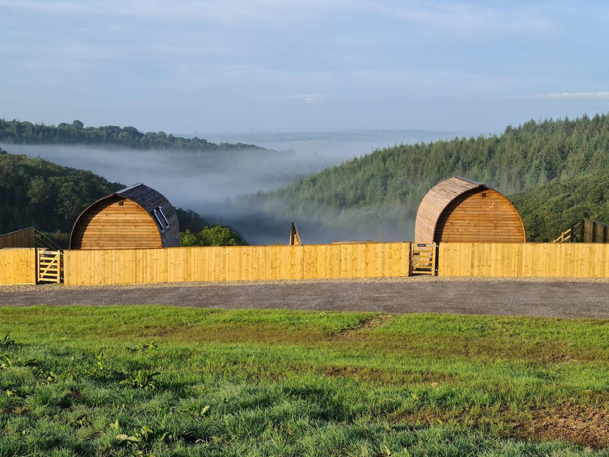 Rivendell Farm By Wigwam Holidays Carmarthen Exterior photo