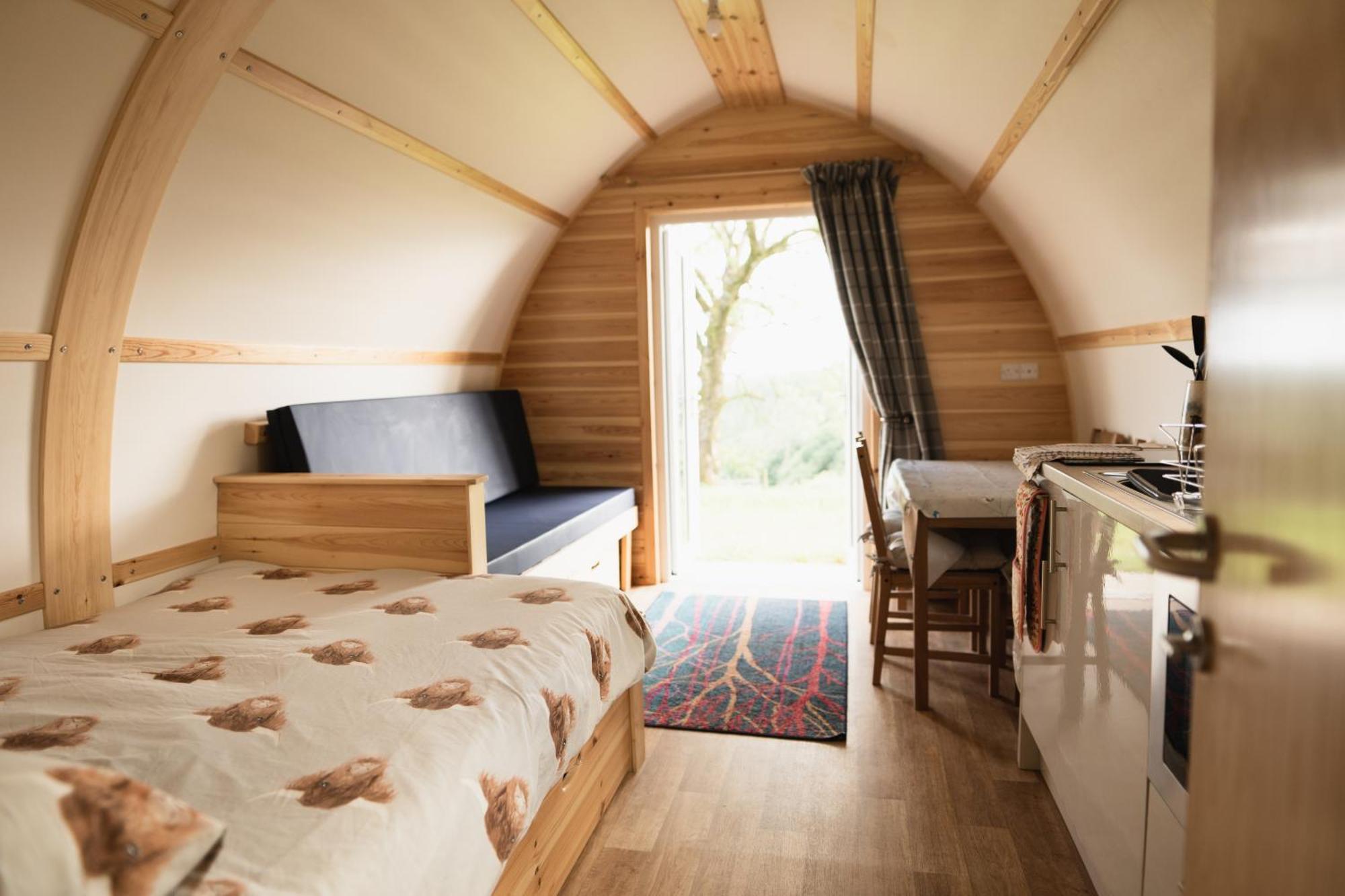 Rivendell Farm By Wigwam Holidays Carmarthen Room photo